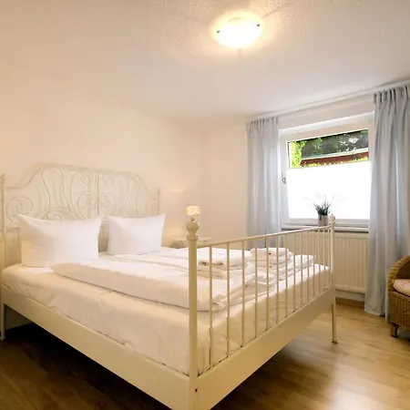 Kleines Haus Am Wald By Rujana Apartment *