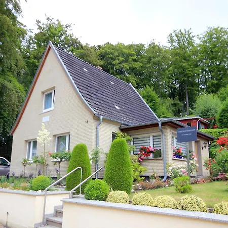 Kleines Haus Am Wald, Whg 1 Julia 아파트 Sellin (Rugen)